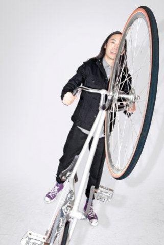 A városi bringás kötelező felszerelései - Hírek  -  - ++Levi%5C%27s, +Commuter, bicikliz%C3%A9s, 