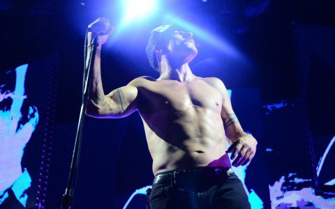 Red Hot Chili Peppers koncertbeszámoló - STYLELIFE - Fesztelen mindennapok - ++By+the+Way, ++koncert, ++Red+Hot+Chili+Peppers, ++rock, ++rock+zene, ++t%C3%B6meg, ++Z%C3%A1gr%C3%A1b, +RHCP, Anthony+Kiedis, 