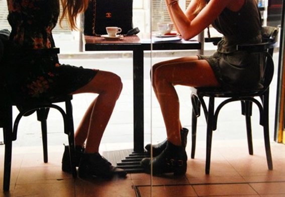 Angyalok és cinkosok -  -  - +bar%C3%A1ts%C3%A1g, k%C3%A9kharisnya, 