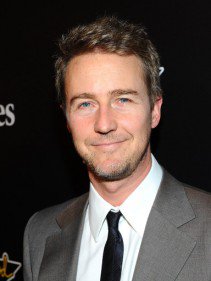 Diplomás sztárok - STYLELIFE -  - %C3%A9sz, ++egyetem, ++Hollywood, ++okos, ++szt%C3%A1rok+diplom%C3%A1val, ++tanul%C3%A1s, ++tanulm%C3%A1nyok, +diploma, 