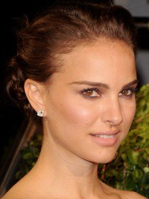 Diplomás sztárok - STYLELIFE -  - %C3%A9sz, ++egyetem, ++Hollywood, ++okos, ++szt%C3%A1rok+diplom%C3%A1val, ++tanul%C3%A1s, ++tanulm%C3%A1nyok, +diploma, 