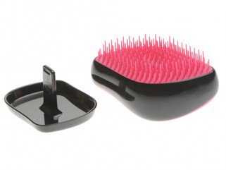 Kefélni tudni kell - SZÉPSÉG - Hajápolás  - ++++g%C3%B6nd%C3%B6r+haj, ++++gubanc, ++++haj, ++++haj%C3%A1pol%C3%A1s, ++++kefe, ++++m%C5%B1haj, +++Tangle+Teezer, ++csom%C3%B3k, +f%C3%A9s%C5%B1, fodr%C3%A1szat, 