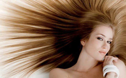 Kefélni tudni kell - SZÉPSÉG - Hajápolás  - ++++g%C3%B6nd%C3%B6r+haj, ++++gubanc, ++++haj, ++++haj%C3%A1pol%C3%A1s, ++++kefe, ++++m%C5%B1haj, +++Tangle+Teezer, ++csom%C3%B3k, +f%C3%A9s%C5%B1, fodr%C3%A1szat, 