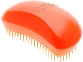 Kefélni tudni kell - SZÉPSÉG - Hajápolás  - ++++g%C3%B6nd%C3%B6r+haj, ++++gubanc, ++++haj, ++++haj%C3%A1pol%C3%A1s, ++++kefe, ++++m%C5%B1haj, +++Tangle+Teezer, ++csom%C3%B3k, +f%C3%A9s%C5%B1, fodr%C3%A1szat, 