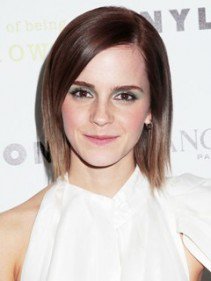 Rövid hajú istennők - DIVAT&STÍLUS - SZÉPSÉG - ++++++Rihanna, ++++++Rihanna+haja, +++++r%C3%B6vid+haj, ++++celebek, +++Emma+Watson, ++f%C3%BCrt%C3%B6k, +fodr%C3%A1sz, frizura, 