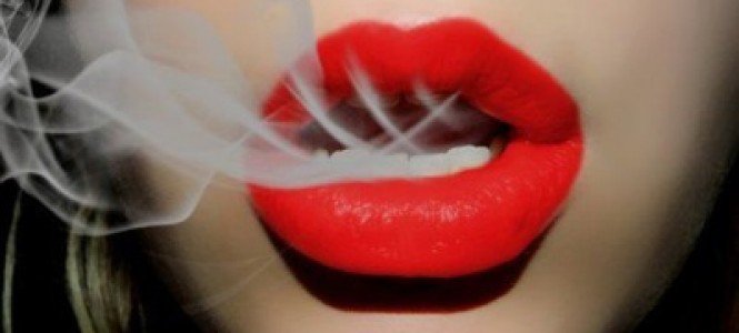 Halott asszonyok balladája -  -  - k%C3%A9kharisnya, 