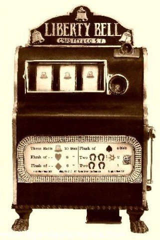 Így járt a félkarú rabló -  -  - +++p%C3%A9nznyer%C5%91+g%C3%A9p, +++szerencsej%C3%A1t%C3%A9k, ++slot+machine, +betiltj%C3%A1k+a+nyer%C5%91g%C3%A9peket+Magyarorsz%C3%A1gon, f%C3%A9lkar%C3%BA+rabl%C3%B3, 