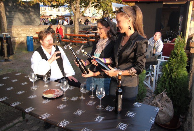 Pálinkaszakértők lettek a Nyári lányok -  -  - ++P%C3%A1linkafesztiv%C3%A1l, +Terecskei+Rita, Ny%C3%A1ri+l%C3%A1nyok, 