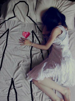 Használati jegyzet összetört szívű nőkhöz -  -  - +%C3%BCnnepek, +szak%C3%ADt%C3%A1s, k%C3%A9kharisnya, 