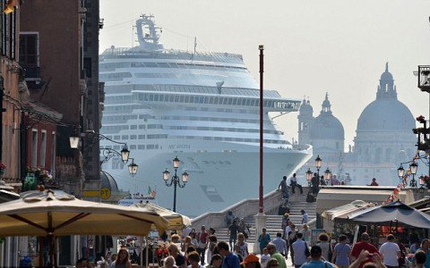 Kitiltanák az óriási luxushajókat Velencéből - Utazás -  - %C3%B6r%C3%B6ks%C3%A9g, ++++++haj%C3%B3z%C3%A1s, ++++++luxushaj%C3%B3, ++++++Szent+M%C3%A1rk+t%C3%A9r, ++++++UNESCO, +++++utaz%C3%A1s, +++++Velence, 