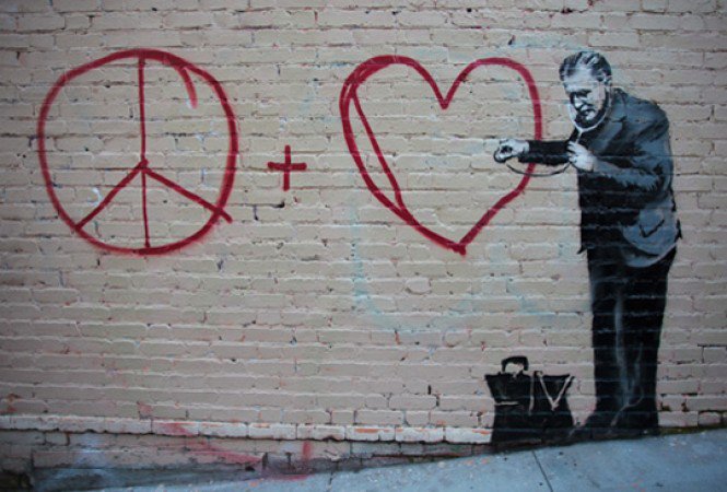 Az arc nélküli művész -  -  - +++++m%C5%B1v%C3%A9szet, +++++street+art, ++++Banksy, +++graffiti, ++illeg%C3%A1lis, +ki%C3%A1ll%C3%ADt%C3%A1s, M%C5%B1csarnok, 