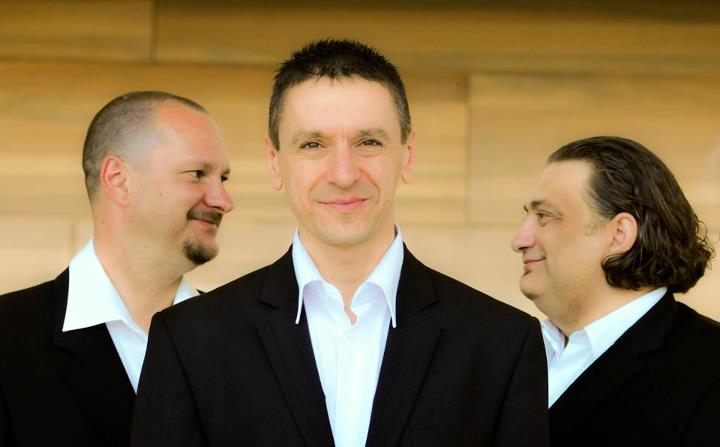 Hogyan kerül az anyukája hasában éneklő kisbaba Budapestre? - STYLELIFE - Interjúk - +++S%C3%A1rik+P%C3%A9ter, ++Jazzk%C3%ADv%C3%A1ns%C3%A1gm%C5%B1sor, +M%C5%B1v%C3%A9szetek+Palot%C3%A1ja, S%C3%A1rik+P%C3%A9ter+Tri%C3%B3, 