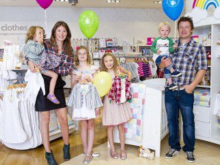 Jamie Oliver főz Bradre és Angelinára - Gasztronómia - Gasztro - ++++f%C5%91z%C3%A9s, ++++Jamie+Oliver, ++++kar%C3%A1csonyi+vacsora, ++++receptek, +++Angelina+Jolie, ++angol+konyha, +Brad+Pitt, Brangelina, 