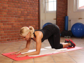 Formareform 5. hét - Egészség -  - +++++++++20+perces+edz%C3%A9s, +++++++++h%C3%A1t, +++++edz%C3%A9s+otthon, ++++combizom, ++++formareform, ++++Niki+Belucci, +++edz%C3%A9s, ++farizom, +has, mell, 