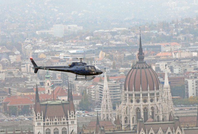 Utazz helikopterrel metró helyett! -  -  - fly4less, formula 1, helikopter, sétarepülés, városnézés, 