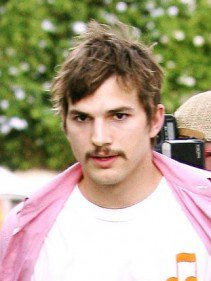 Movember: bajuszra fel! - STYLELIFE -  - bajszos pasik, bajusz, movember, novemberi bajusz, prosztatarák, szexi férfiak bajusszal, 