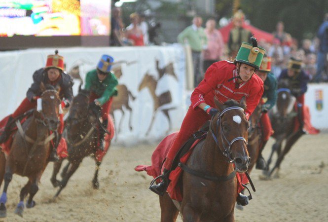 Nézői rekordot döntött az idei Nemzeti Vágta rendezvénysorozat -  -  - nemzeti vágta, nemzeti vágta 2011, programajánló, 