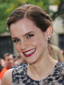 Padlizsán ajkak - DIVAT&STÍLUS - SZÉPSÉG - alkalmi smink, Chanel rúzs, lila rúzs, make up, padlizsán ajkak, Rooney Mara, rúzs, sötét rúzs, 