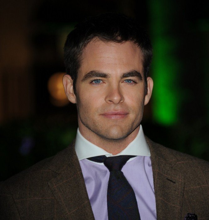 Chris Pine Az öt legenda londoni premierjén -  -  - Az öt legenda, Chris Pine, london, moziműsor, premier filmek, 