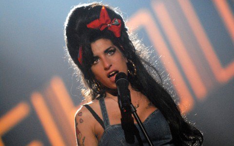Örökké Amy Winehouse -  -  - 