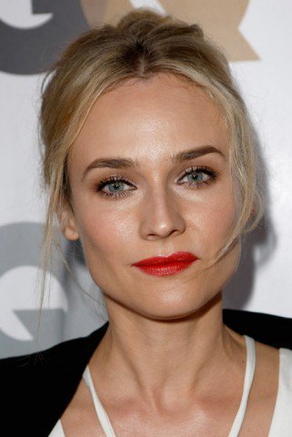 A szezon legtrendibb sminkjei - Smink  -  - drámai szempilla, Kim kardashian, könnyen elkészíthető sminkek, make up, megan fox, smink, szempilla, taylor swift, 