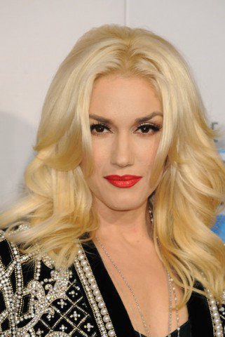 A szezon legtrendibb sminkjei - Smink  -  - drámai szempilla, Kim kardashian, könnyen elkészíthető sminkek, make up, megan fox, smink, szempilla, taylor swift, 