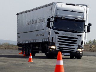 Miénk Európa legkorszerűbb vezetéstechnikai központja -  -  - Driving Camp Hungary, vezetéstechnika, vezetéstechnikai centrum, vezetéstechnikai tréning, 