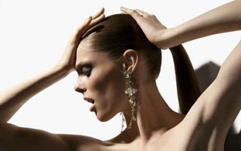 Próbáld fel a neten, mielőtt megveszed! - DIVAT&STÍLUS - Stílusiskola - ékszer, ékszer web, ékszer webshop, ekszeranetrol.hu, ezüst ékszer, karácsonyi ajándék, kristály ékszer, 