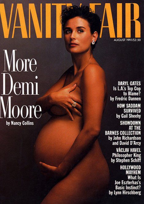 Pocakkal a vaku előtt – híres várandós pillanatok - KERESD A NŐT  - Stylekids - állapotos, Britney Spears, Demi Moore, Monica Bellucci, nőiesség, playboy, terhes fotózás, terhesség, Vanity Fair, 