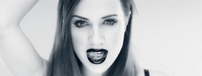 Tóth Gabiból macskanő lett - STYLELIFE -  - Megasztár, plasztikai sebészet, Tóth Gabi, Tóth Gabi melle, X-faktor, zsidró tamás, 