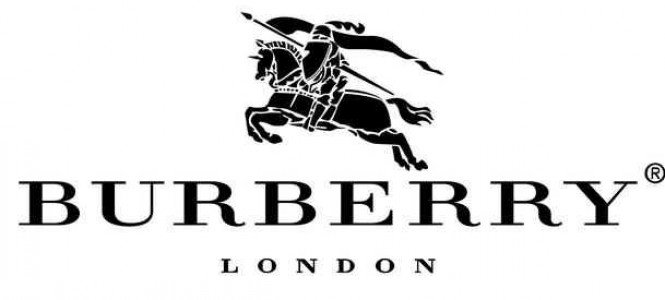 Romeo Beckham apja nyomdokaiba lép - Stylekids -  - Beckham házaspár, burberry, David Beckham, Romeo Beckham, Victoria Beckham divat, 