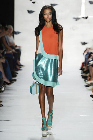 Mi az a Google szemüveg? - Stílusiskola -  - Diane von Furstenberg, Google Glass, Google szemüveg, New York Fashion Week, New York-i Divat Hét, Sarah Jessica Parker, 