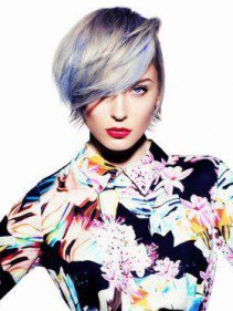 Így viseld a hajad 2013-ban! - Hajápolás  -  - 2013 hajtrendek, haj oldalválaszték, hajfonás, oldalt elválasztott haj, oldalválaszték, ombre haj, 