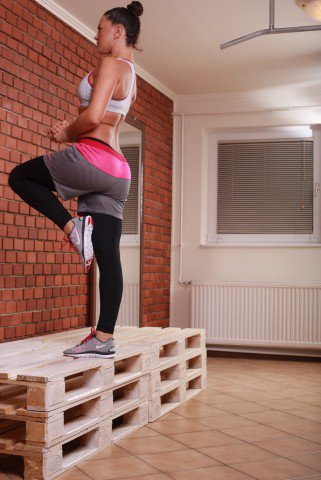 Formareform 9. hét - Egészség -  - edzés otthon, edzés saját testsúllyal, edzésterv nőknek, Fresh Wiki, otthoni edzésterv, 