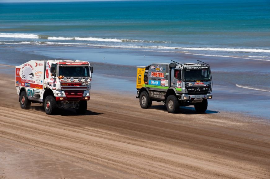 DAKAR 2013 - 4.nap -  -  - carlos sainz, dakar 2013, de rooy, stephane peterhansel, szalay balázs, 