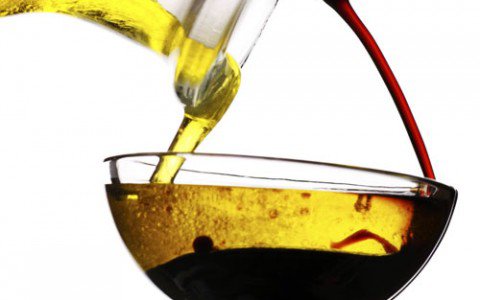 A tökéletes salátaöntet - Gasztronómia - Gasztro - ecetes saláta, francia konyha, olívaolaj, rukkola, saláta receptek, salátaöntet, vinaigrette, vinaigrette saláta, 