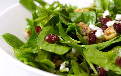 A tökéletes salátaöntet - Gasztronómia - Gasztro - ecetes saláta, francia konyha, olívaolaj, rukkola, saláta receptek, salátaöntet, vinaigrette, vinaigrette saláta, 