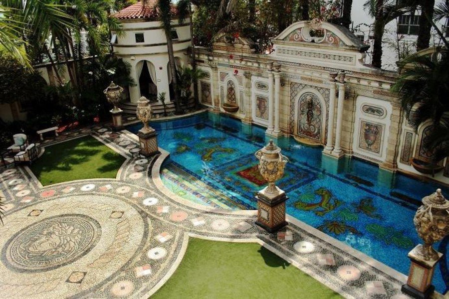Százmillió dollárért eladó a Versace-villa - Otthon & Design -  - Gianni Versace, Versace-villa, 