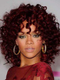 Rihanna frizurái képekben - DIVAT&STÍLUS - SZÉPSÉG - Rihanna, Rihanna afro, Rihanna frizura, Rihanna hair, Rihanna haj, Rihanna szőke, 