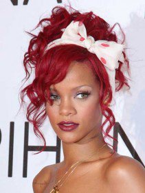 Rihanna frizurái képekben - DIVAT&STÍLUS - SZÉPSÉG - Rihanna, Rihanna afro, Rihanna frizura, Rihanna hair, Rihanna haj, Rihanna szőke, 