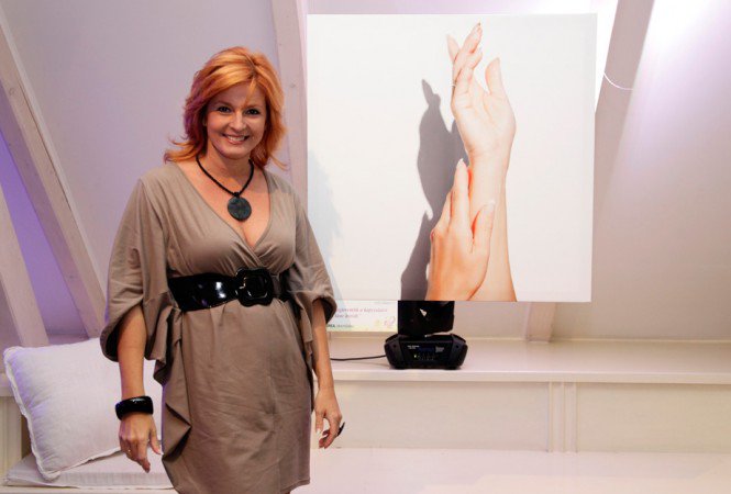 Magyarország legszebb kezét keresik - Hírek  -  - fotó, Magyarország legszebb kezét keresik, Nánási Pál, 