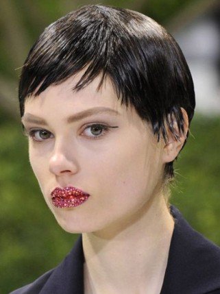 Rubintos ajkak - SZÉPSÉG - Smink  - Dior 2013, köves rúzs, rubint ajkak, smink, strasszos száj, Swarovski, 