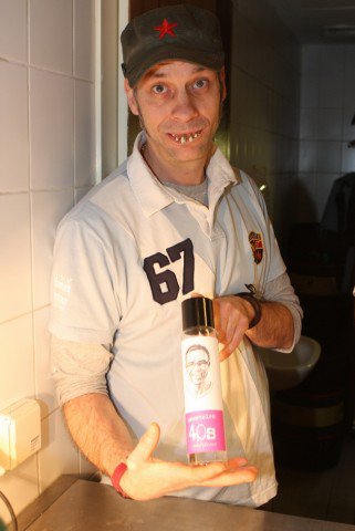 Na, ez aztán tényleg pofátlanság! -  -  - egykettő borbisztró, pálinka, söntés, szemtelen pálinka, 