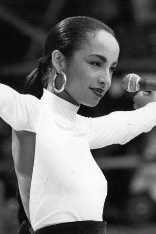 A nő, aki a fiatalság forrásából ivott - KERESD A NŐT  - Lélekhangok - gaultier, örökifjú, sade, 