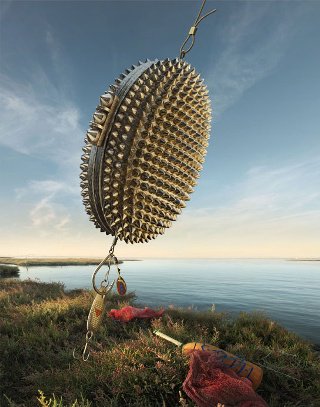 Louboutin cipőkkel pecázik - Hírek  -  - horgász, louboutin cipő, 