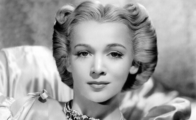 Hogyan készítsünk hollywoodi hajat? - Hajápolás  -  - 