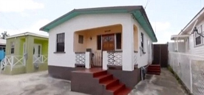 Rihanna kilenc fürdőszobája - STYLENEWS -  - fürdőszoba, rihanna, 