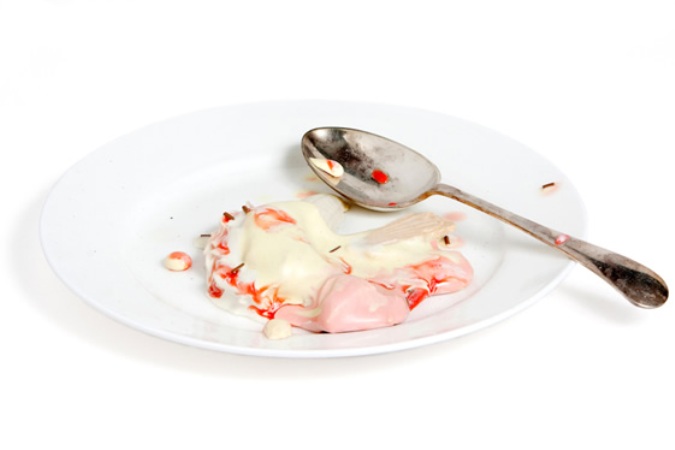 Az el nem olvadó fagylaltgombóc - STYLENEWS - Otthon & Design - Anna Barlow, fagylalt, kerámia, 