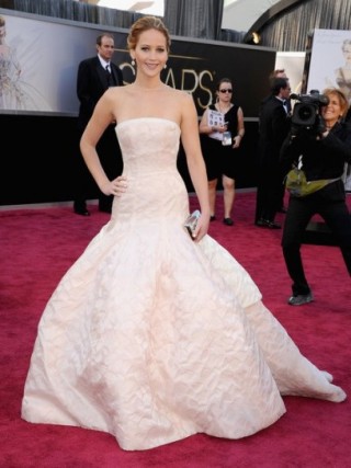 Ezerarcú nő Diorban -  -  - Dior, Jennifer Lawrence, 