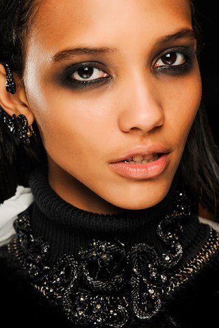 Sminktrendek a kifutóról - SZÉPSÉG - Smink  - kifutó, sminktrend 2013 ősz, 